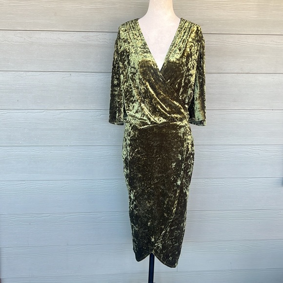 Alexia Admor Velvet Wrap Dress - Missing Belt! - Picture 2 of 12